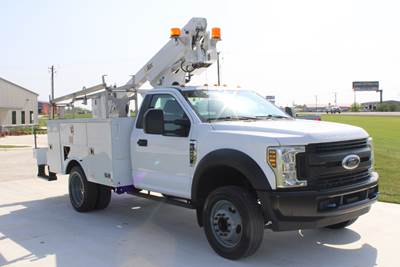 2019 Ford F-450 / Altec AT200A - Bucket Truck