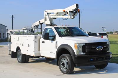 2017 Ford F-550 / Versalift STP-36-NE
