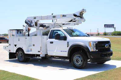 2017 Ford F550 4x4 / Altec AT48M - Bucket Truck
