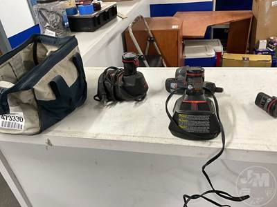 Tool Set, Bag Of Bosch 1/4 Drill 2 Chargers 4 Batteries