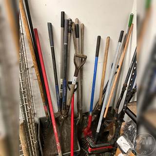 Shovels Rakes Posthole Diggers