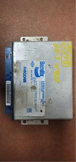 Bendix K098916R000 ABS Control Module for a 2017 Kenworth W900