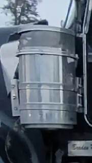 Kenworth W900 Left Air Cleaner / Air Filter Housing