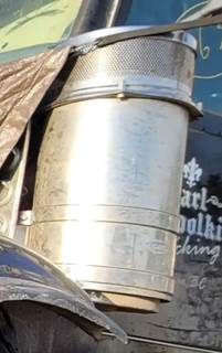 Peterbilt 367 Air Cleaner / Air Filter Housing