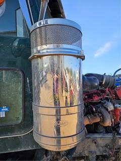 Peterbilt 367 Air Cleaner / Air Filter Housing