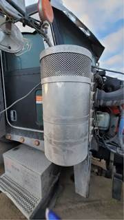 Peterbilt 379 Air Cleaner / Air Filter Housing
