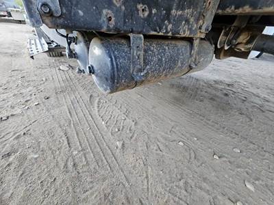 International DuraStar 4300 Air Tank