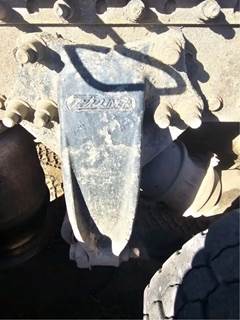 Eaton DSP41 Front Axle Assembly for a 2003 Freightliner Columbia 120