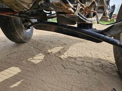 Meritor-Rockwell MT-40-143 Front Axle Assembly for a 2021 Kenworth T680