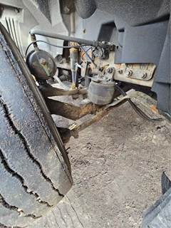 Meritor-Rockwell MT40-14X Front Axle Assembly for a 2009 Volvo VNL