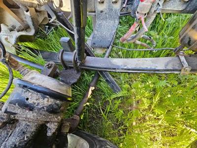 2020 Pete 567 Steer Axle Eaton E1322W, 2 Leaf, Disc Brake ,Abs, 13200 LBS