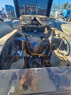 Eaton DSP40 Rear Axle Assembly for a 2015 Peterbilt 579