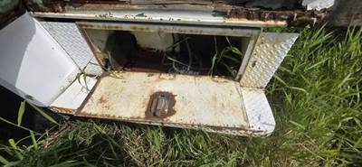 Ford F-800 Battery Box for a 1983 Ford F800