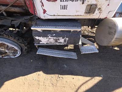 GMC GENERAL Battery Box