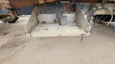 International F9370 Battery Box for a 1997 International F-9370