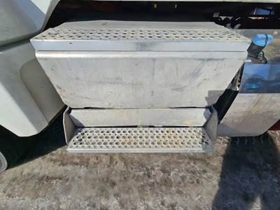 International LT625 Battery Box