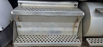 Kenworth T800 Battery Box