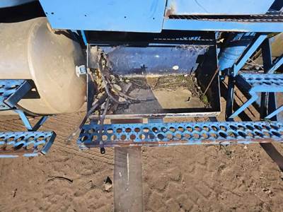 Western Star 4964 Battery Box