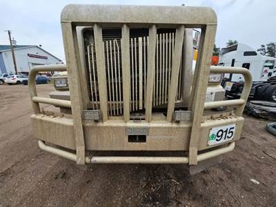 Western Star 4900SA Bumper Guard for a 2006 Western Star 4900 SA