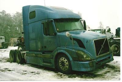 Volvo VNL200 Front Bumper