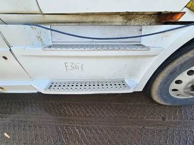 Freightliner Cascadia 126 Cab Fairing