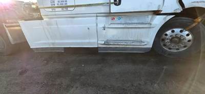Freightliner Cascadia 126 Cab Fairing
