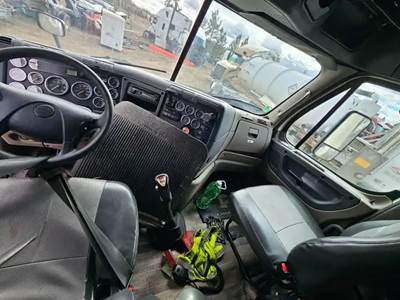 Freightliner Cascadia 125 Cab Assembly