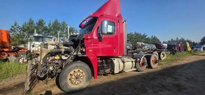 Freightliner Cascadia 125 Cab Assembly