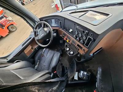 Freightliner Cascadia 126 Cab Assembly