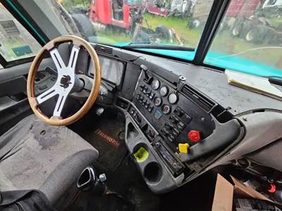 Freightliner Columbia 120 Cab Assembly