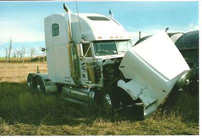 Freightliner FLD120 Classic Cab Assembly for a 1999 Freightliner CLASSIC