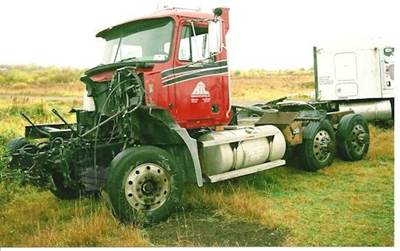 Mack CH613 Cab Assembly
