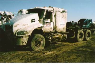 Mack Vision CXN613 Cab Assembly for a 2006 Mack CXN613