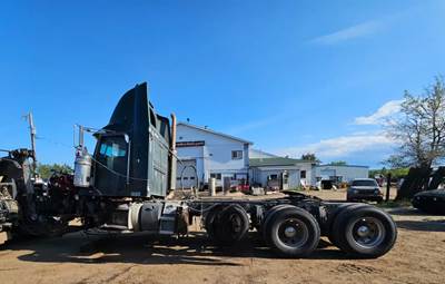 Peterbilt 367 Cab Assembly