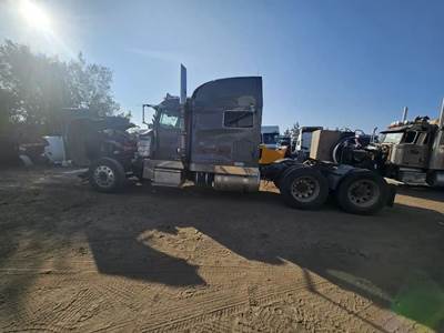 Peterbilt 389 Cab Assembly