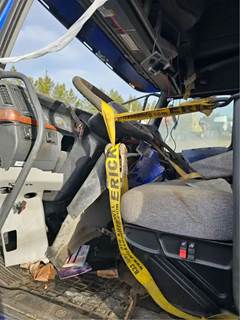 Volvo VNL Cab Assembly