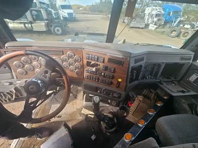 Western Star 4900FA Cab Assembly for a 2004 Western Star 4900 FA