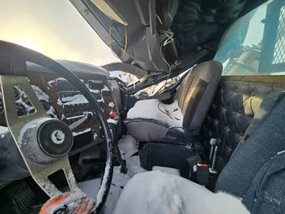 Western Star 4900SA Cab Assembly for a 2004 Western Star 4900 SA