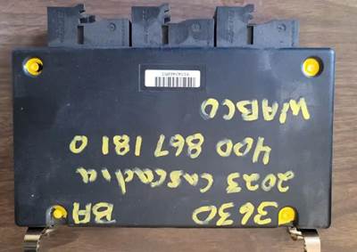 Detroit DT12 Chassis Control Module for a 2023 Freightliner Cascadia 126