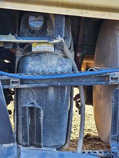 Freightliner Cascadia 116 DEF Tank