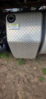 Freightliner Cascadia 126 DEF Tank