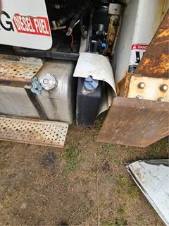 Freightliner M2 106 DEF Tank