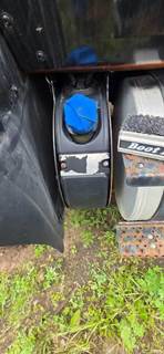 International WorkStar 7600 DEF Tank
