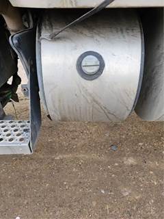 Kenworth W900 DEF Tank