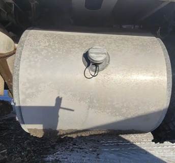 Peterbilt 389 DEF Tank