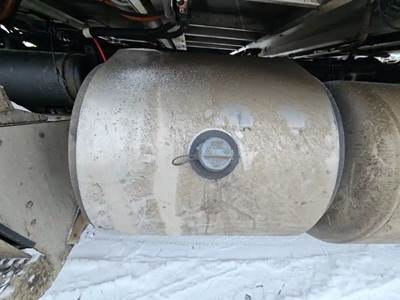 Peterbilt 579 DEF Tank