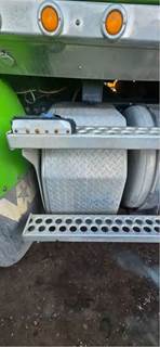 Western Star 4900SA DEF Tank for a 2012 Western Star 4900 SA