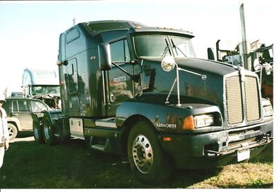 Eaton DS404 Front Differential for a 2000 Kenworth T600