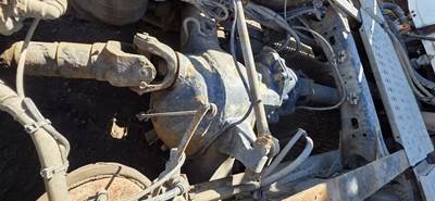 Eaton DSP40 Front Differential for a 2010 Freightliner Cascadia 125