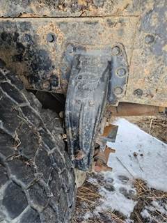 Eaton DST41 Front Differential for a 2004 Peterbilt 330